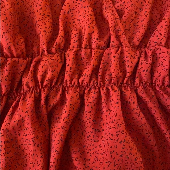 Red and black blouse - Picture 3 of 3